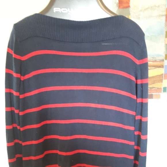 Jaunty sweater - Picture 3 of 3